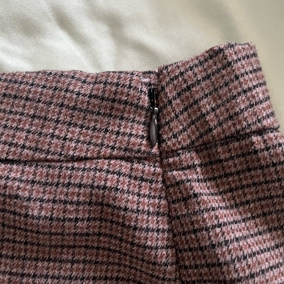 Abercrombie Scarlett Plaid Skort - Picture 3 of 4